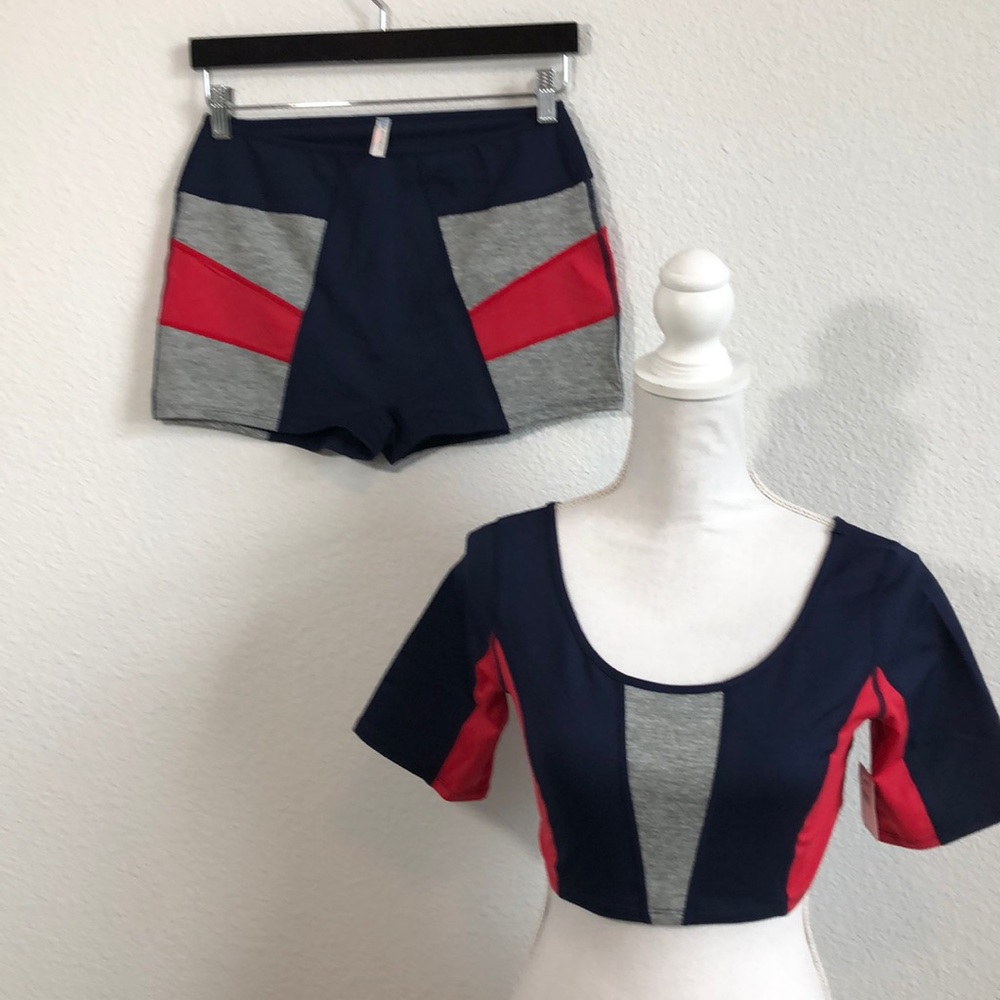 NEW! FP MOVEMENT 2 pcs crop top and short set - Picture 5 of 9
